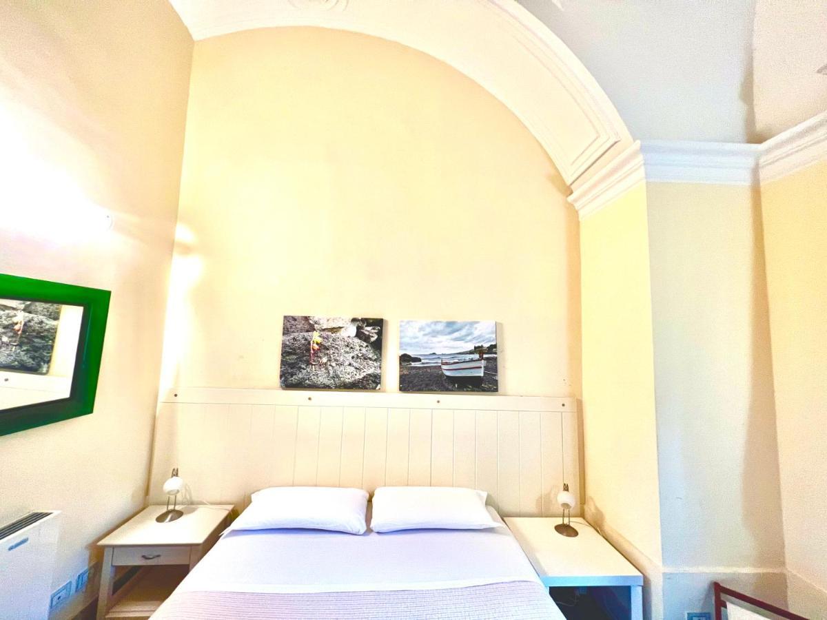 Bed & Breakfast Il Giardino Falcone Catania