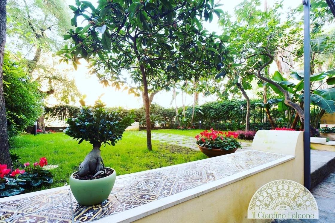 Bed & Breakfast Il Giardino Falcone